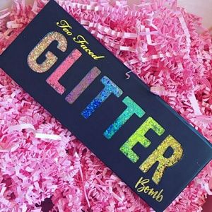 PRICE DROP! GLITTER BOMB PRISMATIC GLITTER SHADOW